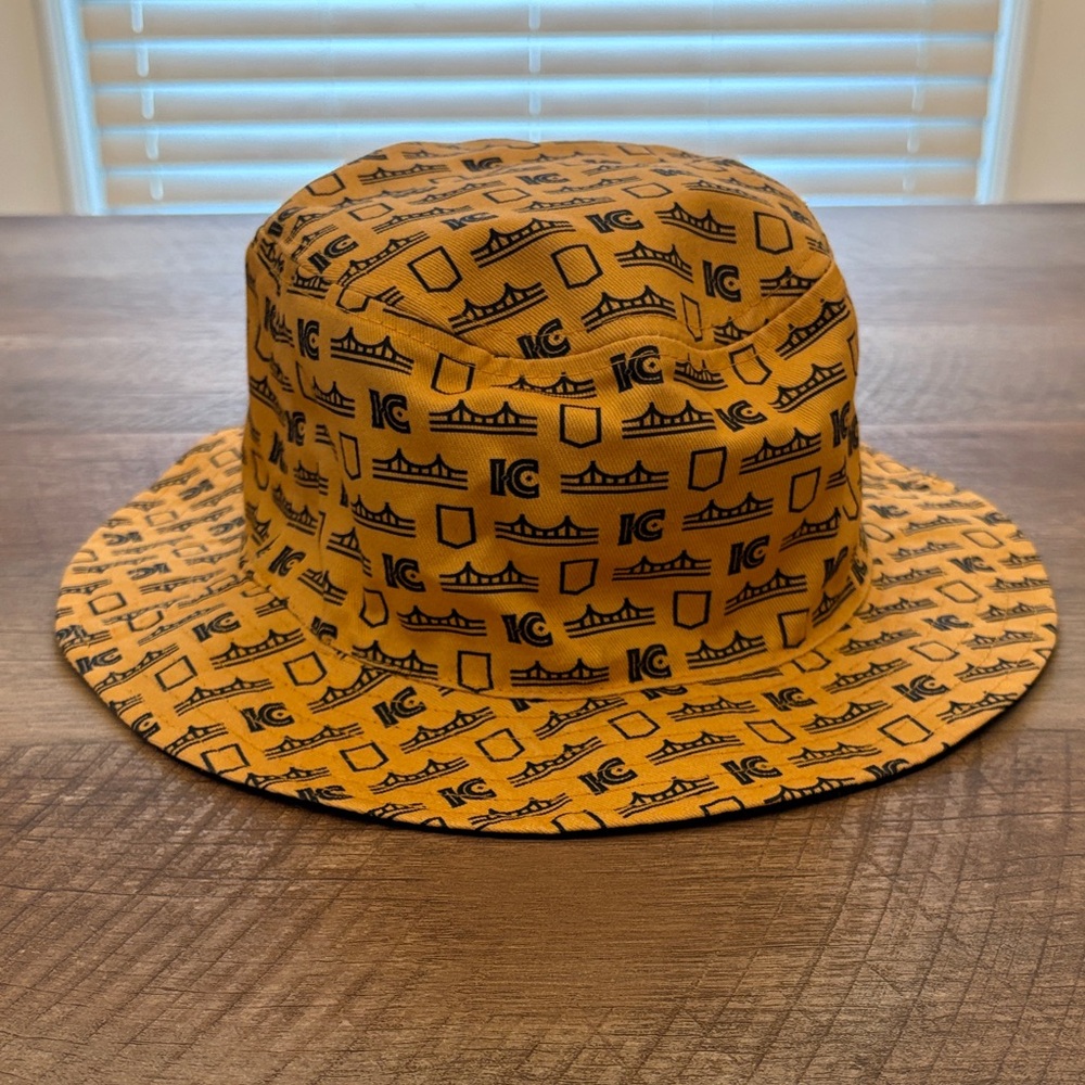 NEW Revisable Patterned Bucket Hat - Black and Yellow